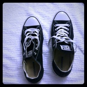 Black Low Top Chuck Taylor Low Tops